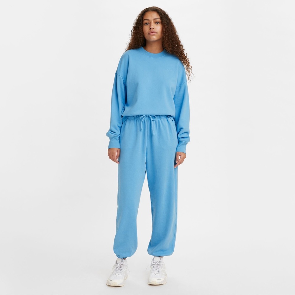 Levi’a WFH sweatpants